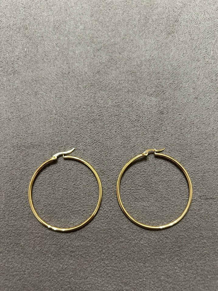 Altın Renkli Midi Halka Küpe - Görsel 2