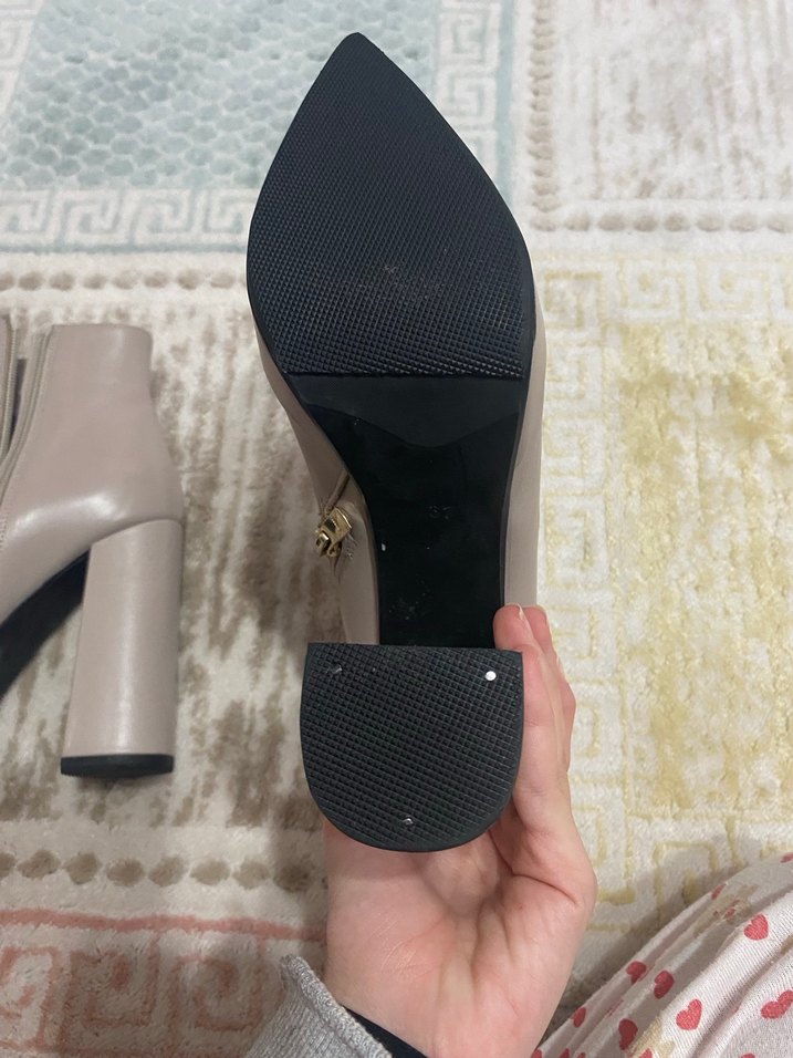 Bej Deri Kadın Topuklu Bot Fermuarlı - Görsel 5