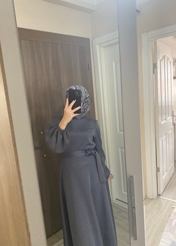 Gri Uzun Kemerli Kadın Elbise - Görsel 3