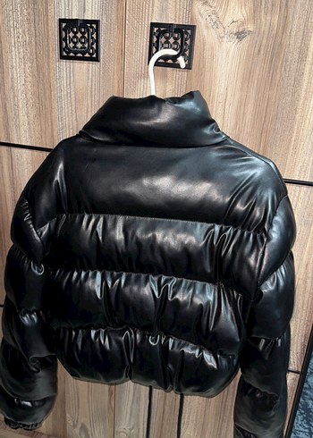 Düğmeli Siyah Deri Kısa Kadın Mont - Görsel 2