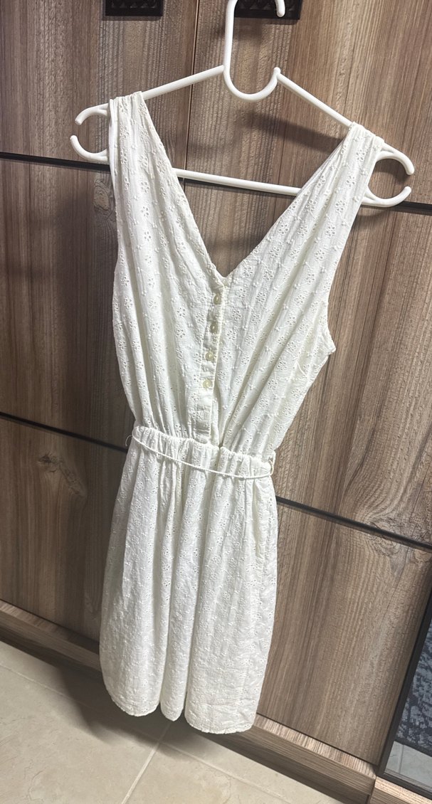 Dantel Detaylı V Yaka Kolsuz Midi Elbise - Görsel 2