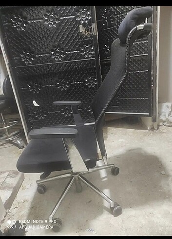 Çelik ayaklı ortopedik ofis koltuğu