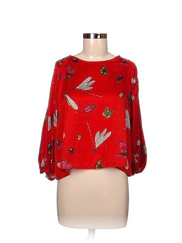 Zara Bluz %70 İndirimli.