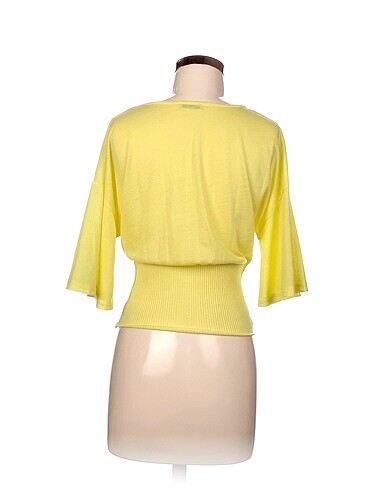 m Beden Zara Bluz %70 İndirimli.