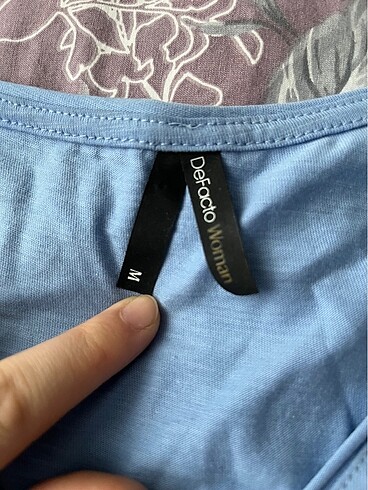 DeFacto mavi v yaka tişört - Görsel 2