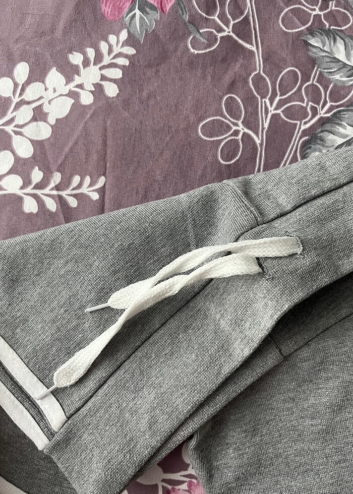 Gri şort - Görsel 5