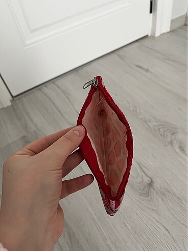 Çilekli makyaj çantası - Görsel 3