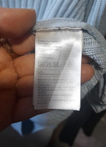 H&M H&m bebe mavisi kazak