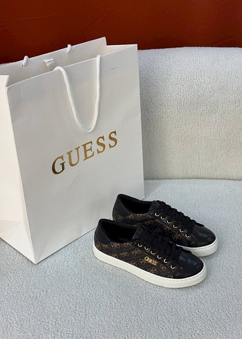 Guess 38