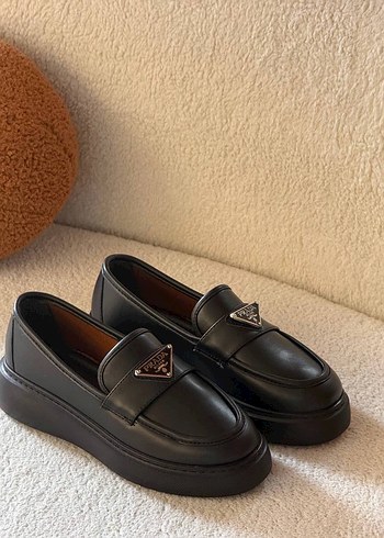 Prada Siyah Deri Platform Topuklu Loafer - Görsel 2