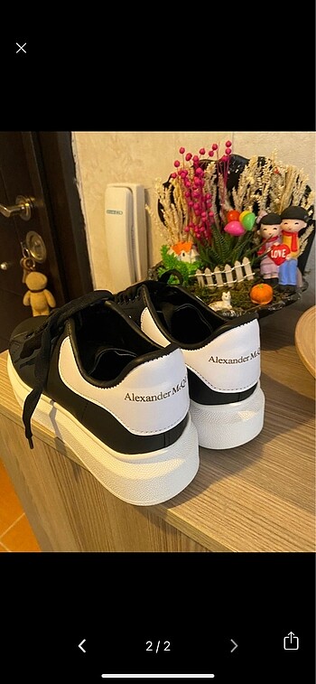 Alexander Mcqueen sneaker