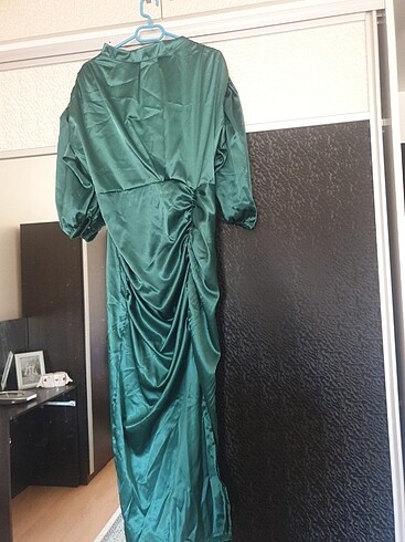 LC Waikiki Saten elbise