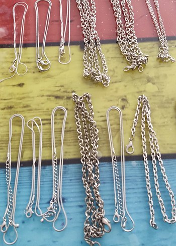 Renkli Zincir Detaylı Kadın Vücut Zinciri - Görsel 2