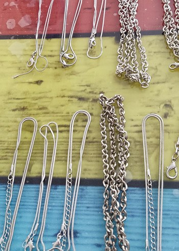 Renkli Zincir Detaylı Kadın Vücut Zinciri - Görsel 8