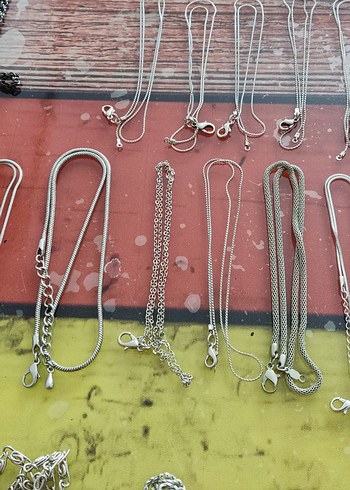 Renkli Zincir Detaylı Kadın Vücut Zinciri - Görsel 6