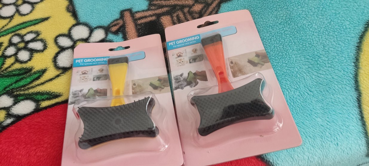 Renkli Tüy Toplayıcı Kedi Tarağı - Görsel 2