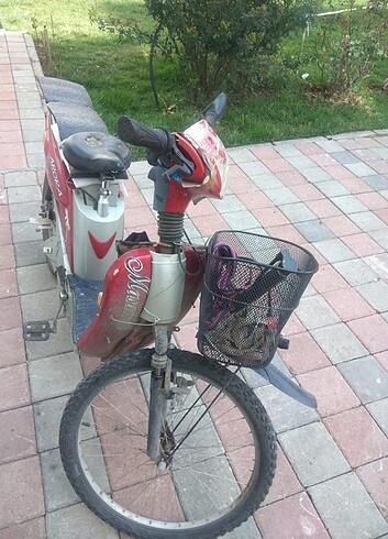 Beden kırmızı Renk Şarjlı motor bisiklet