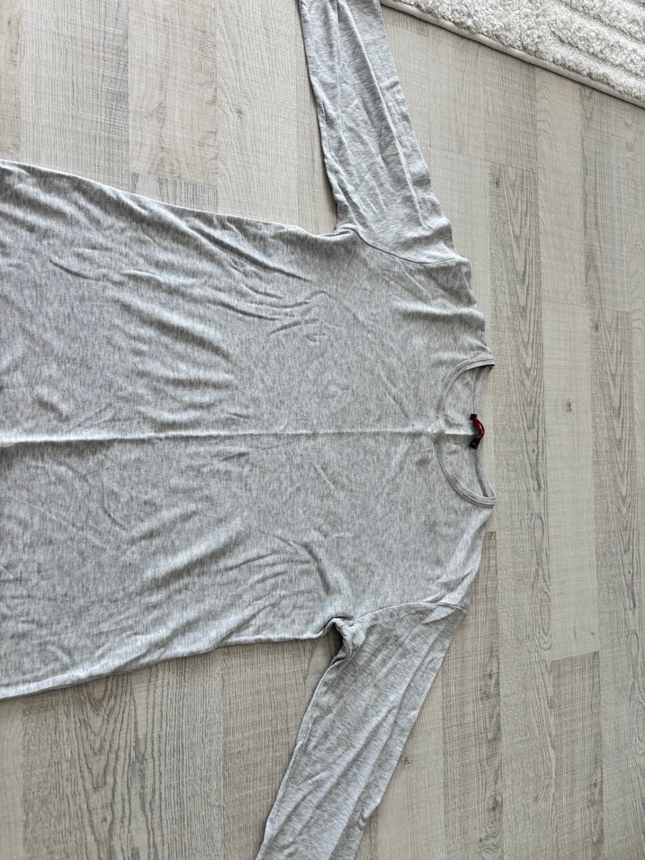 Gri Tişört - Görsel 2