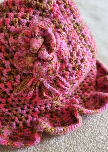 Genç Kız el Örgü   bere. - Görsel 2