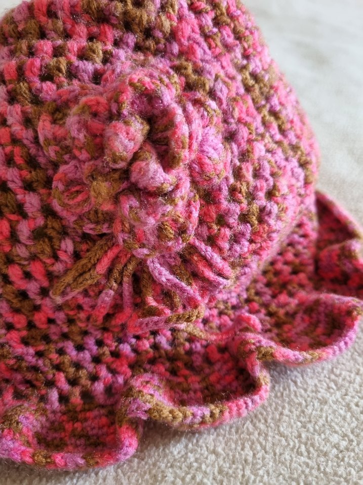 Genç Kız el Örgü   bere. - Görsel 2