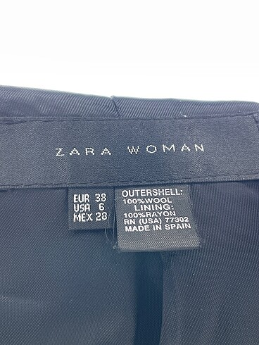 38 Beden siyah Renk Zara Blazer %70 İndirimli.