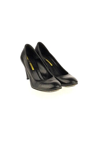 Manas Manas Stiletto %70 İndirimli.