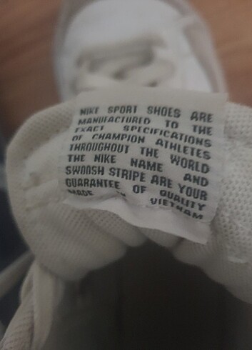 37,5 Beden Nike spor ayakkabi