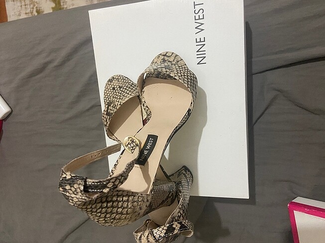 Nine West Nine West Yılan Derisi Kadın Topuklu