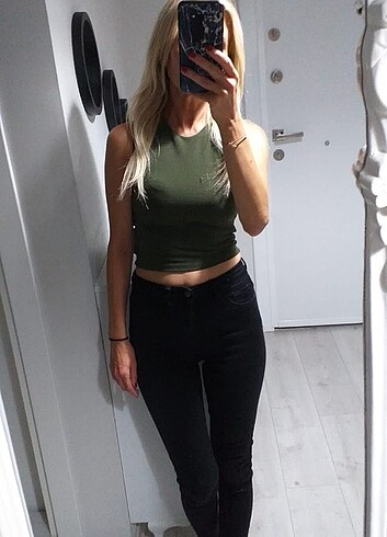 Stradivarius crop 