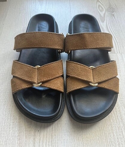 Zara Zara Bantlı Süet Terlik