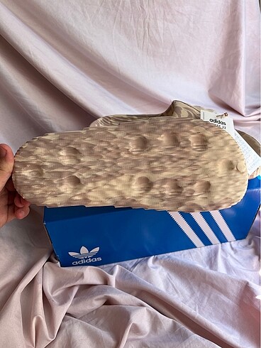 43 Beden Adidas adilette 22
