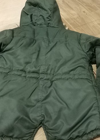 Erkek cocuk yeşil kapüsonlu mont - Görsel 3