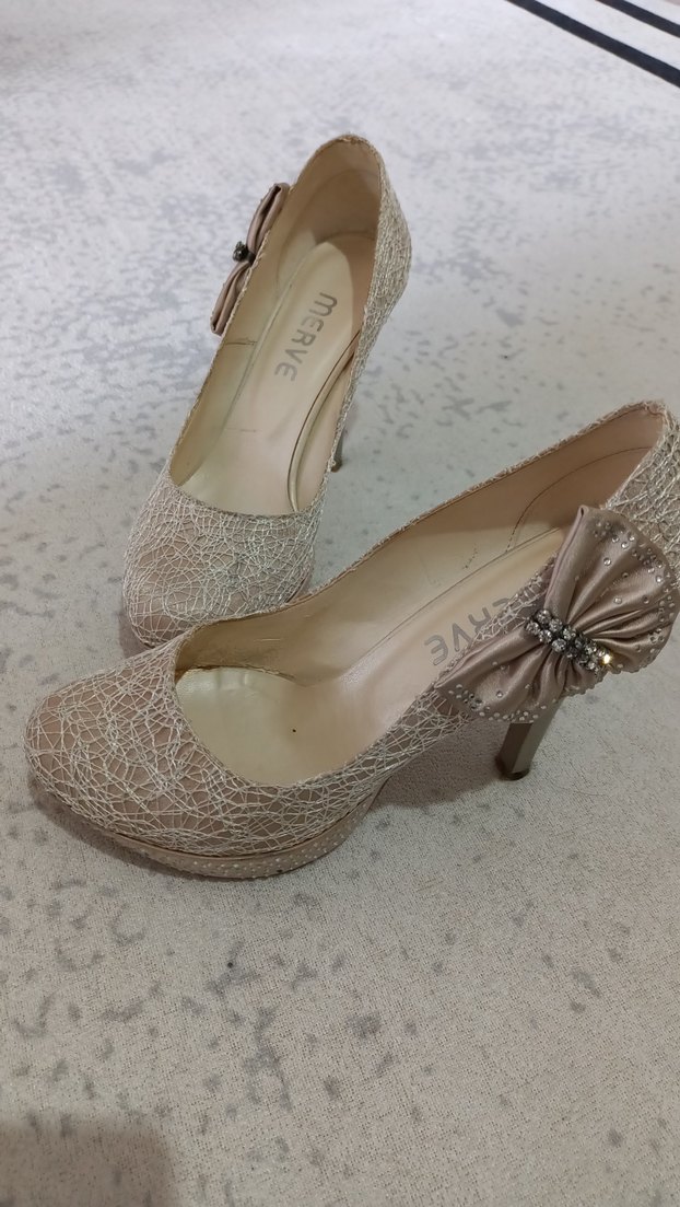 Bej Dantel Detaylı Yüksek Topuklu Kadın Ayakkabı - Görsel 2