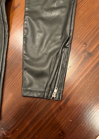 Siyah Deri Biker Kadın Pantolon - Görsel 3