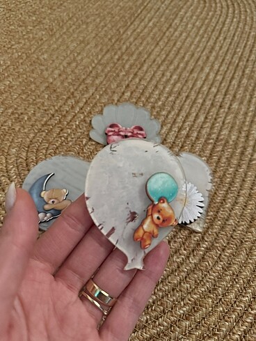 Beden Renk Magnet kişiye özel isim yazılmaktadır
