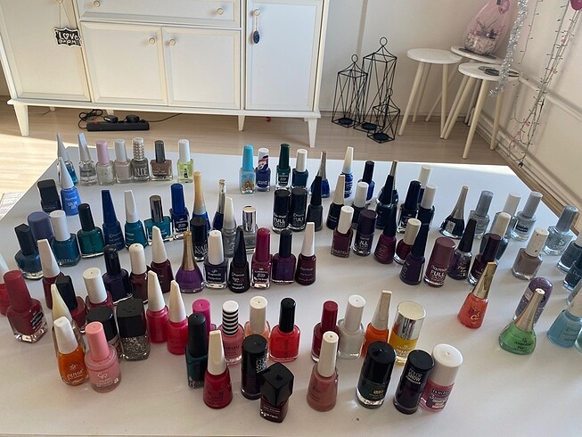 Maybelline Renkli objeler