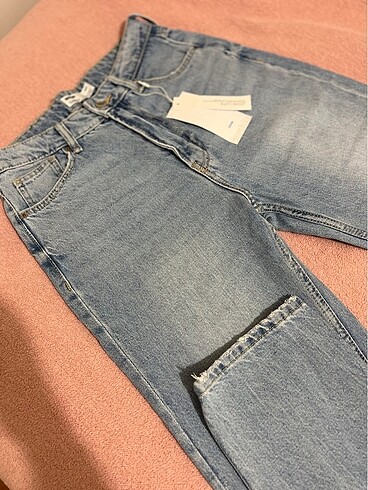 Bershka Mom Jean