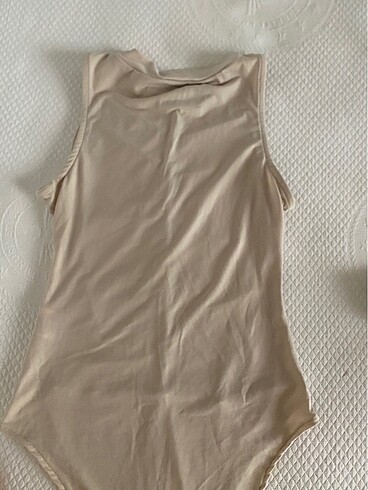 xs Beden Trendyolmilla Taş büzgülü çıtçıtlı örme body