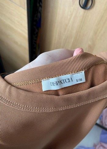 Trendyol & Milla Bej Yüksek Yakalı Uzun Kolsuz Elbise