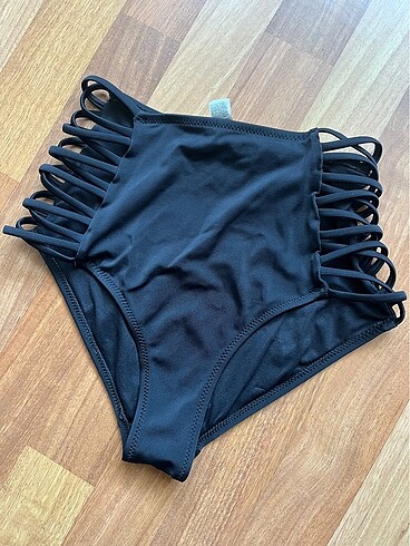 Penti bikini altı siyah yüksek bel