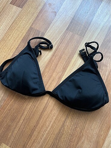 Bikini üstü siyah