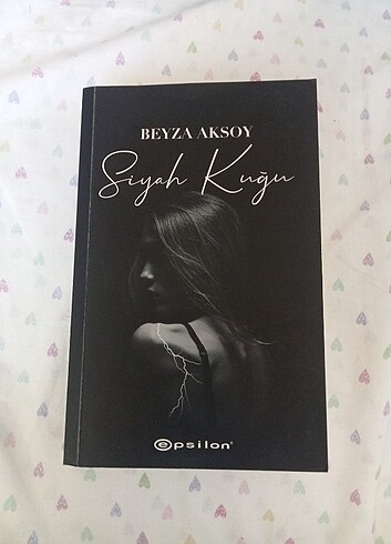 Siyah Kuğu - Beyza Aksoy