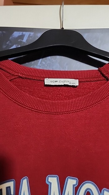 LC Waikiki Sweatshirt bordo
