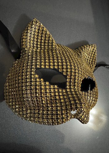 Altın Renkli Kedi Figürlü Maske - Görsel 2