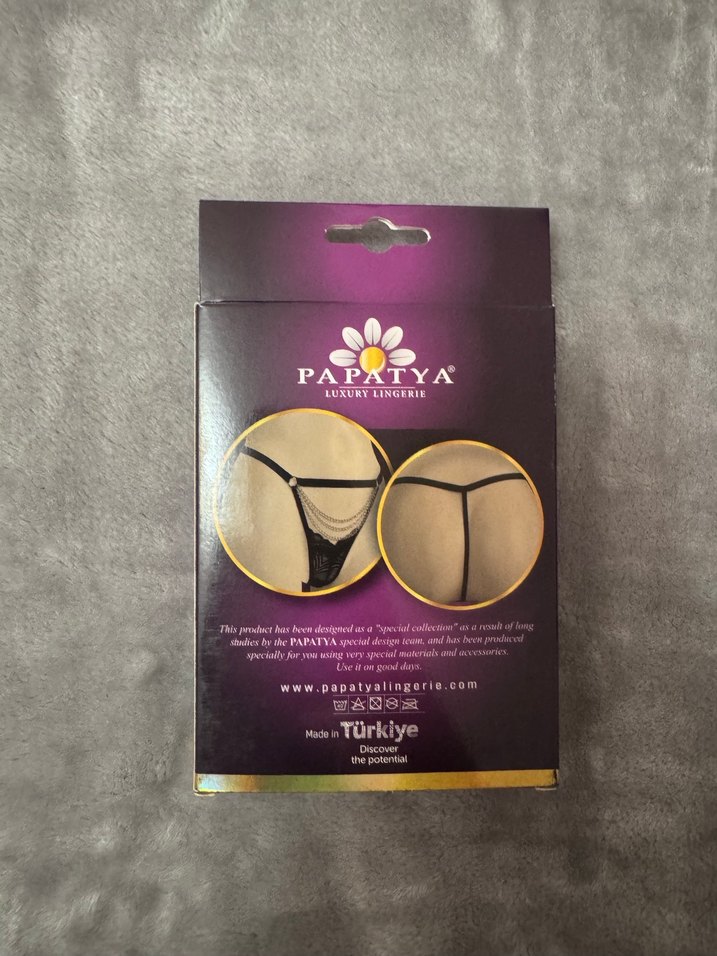 Siyah Zincirli Kadın İç Çamaşırı - Görsel 2