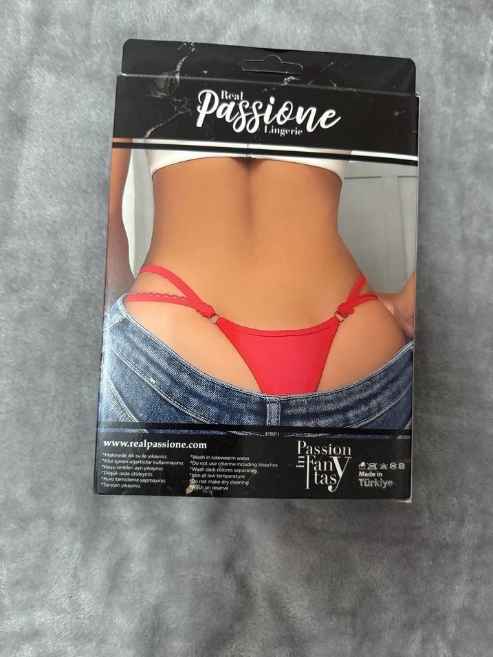 Parlak Kırmızı Zincir Detaylı Kadın Külot - Görsel 2