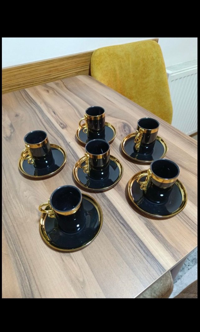 Altın Detaylı Siyah Fincan ve Tabak - Görsel 4