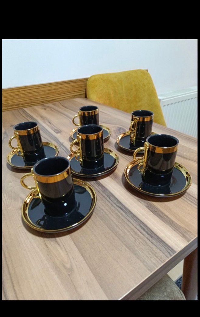 Altın Detaylı Siyah Fincan ve Tabak - Görsel 5