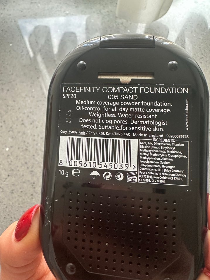 Max Factor X Gold ve Gri Makyaj Süngeri - Görsel 3