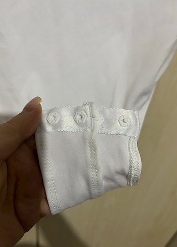 l Beden beyaz Renk Beyaz Kısa Kollu Çıtçıtlı Kadın Body